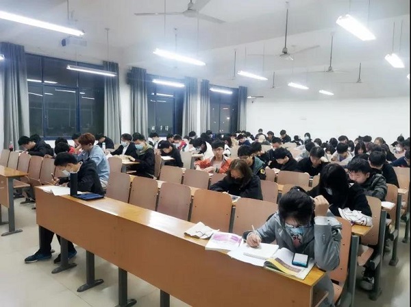 武汉工商学院自考本科