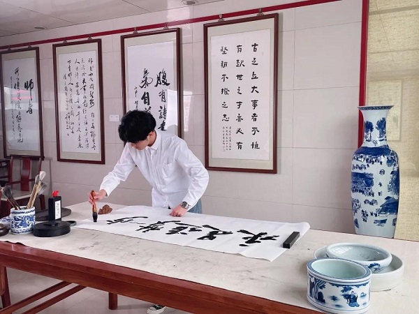 武汉工商学院自考本科