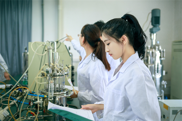 武汉工商学院全日制自考本科助学班